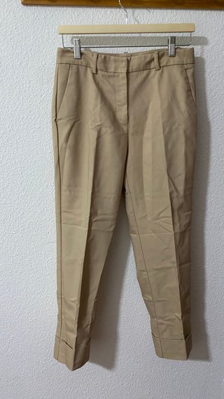 Pantalón de vestir beige de pinza