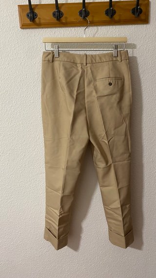 Pantalón de vestir beige de pinza