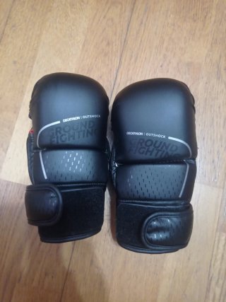 Guantes MMA Decathlon Outshock Ground Fighting