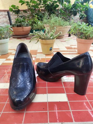 Zapatos de piel Tacón