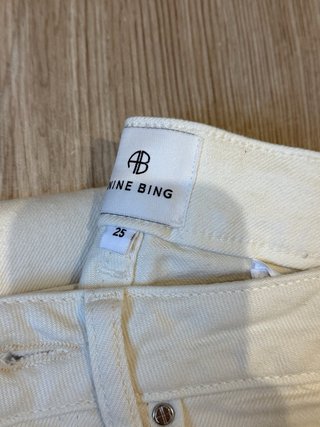 Pantalones vaqueros Anime Bing crema talla 25