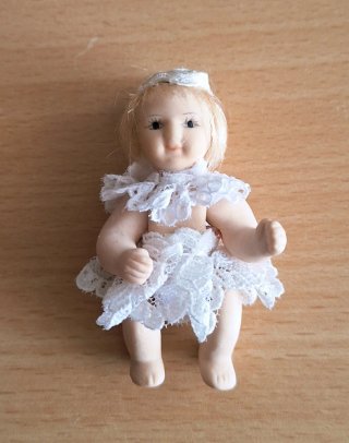 Familia de 5 Muñecas de Porcelana