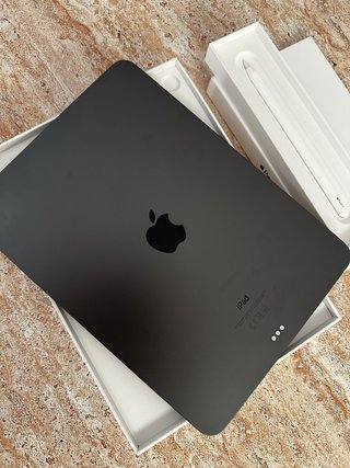 iPad Air 4 Plata con Apple Pencil