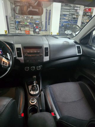 Citroen C-Crosser 2012