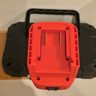 Foco LED compatible con batería Milwaukee