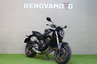 Honda CB650R Negra y Gris
