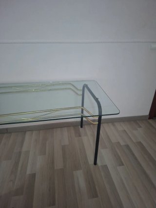 Mesa de salón cristal y metal