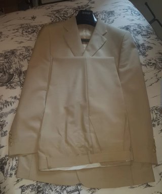 Traje de Novio Piectareata Dorado  1 SOLO USO