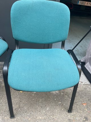 Silla de oficina color verde azulado