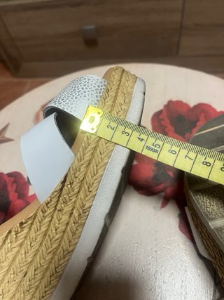 Sandalias de piel mujer blanco y plateado