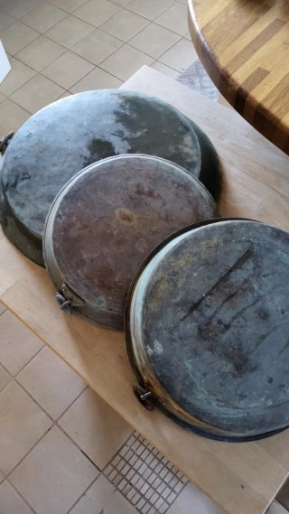 Set di 3 pentole antiche in rame