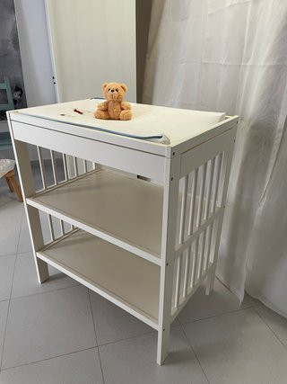 Cambiador IKEA Gulliver + colchón