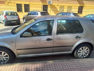 Volkswagen Golf 2003