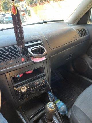 Volkswagen Golf 2003