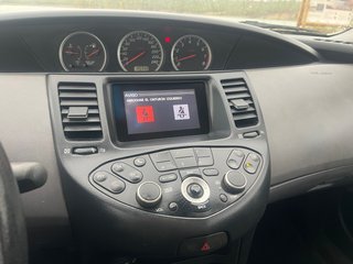 Nissan Primera 2003