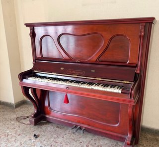 Piano R. Maristany