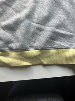 Sudadera Adidas Gris y Amarilla XL juvenil