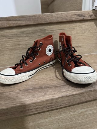 Converse All Star Vino Talla 39 de invierno
