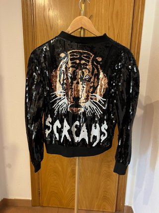Bomber Negra de Lentejuelas con Tigre