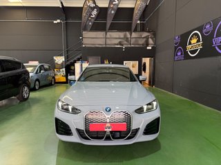 BMW i4 eDrive40 2025