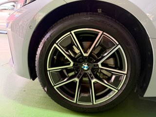 BMW i4 eDrive40 2025
