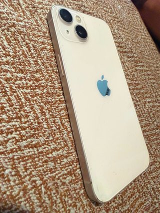 iPhone 13 Dorado/Blanco