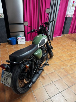 Mash 125cc Naked Verde/Negra