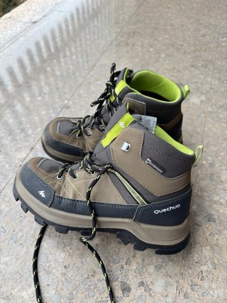 Botas de Montaña Waterproof Talla 36
