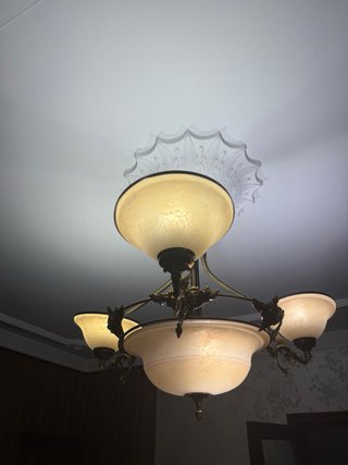Lámpara de comedor de cristal y metal