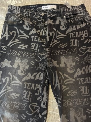 Pantalones Bershka estampados M