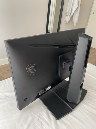 Pantalla MSI G255PF E2 gamer rota y muy nueva