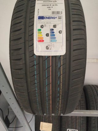 Neumático Barum Bravuris 5HM 245/45 R18 100Y XL