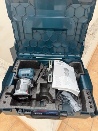 Fresadora Bosch GLF 18V-8 a batería