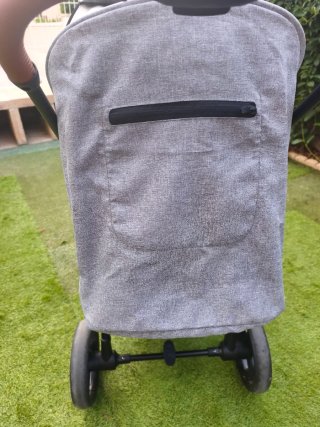 Carrito de paseo Kinderkraft gris