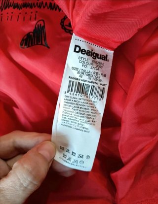 Desigual abrigo mujer 42 rojo jacquard corazones