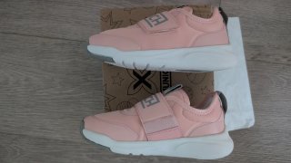 Zapatillas Running Munich Niña Talla 29