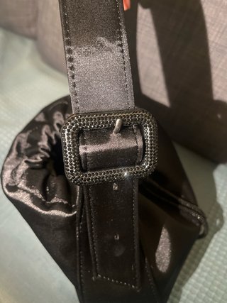 Bolso de fiesta satinado Parfois negro