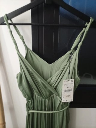 Mono Zara satén verde