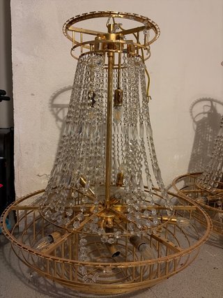 Lampadario classico in metallo e cristallo