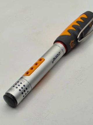 Caneta Rotring Core Titanium XL