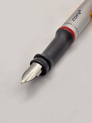 Caneta Rotring Core Titanium XL
