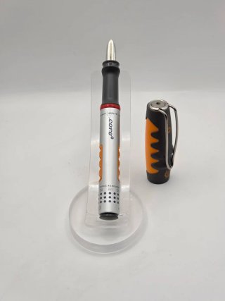 Caneta Rotring Core Titanium XL