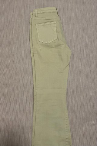 Pantalón campana beige