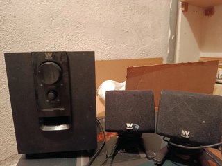 Altavoces Woxter negros para ordenador
