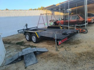 Alquiler de remolque plataforma