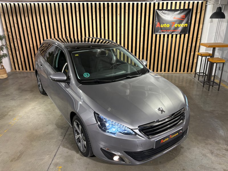 Peugeot 308 2016, foto 2