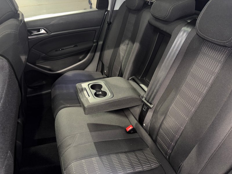 Peugeot 308 2016, foto 12