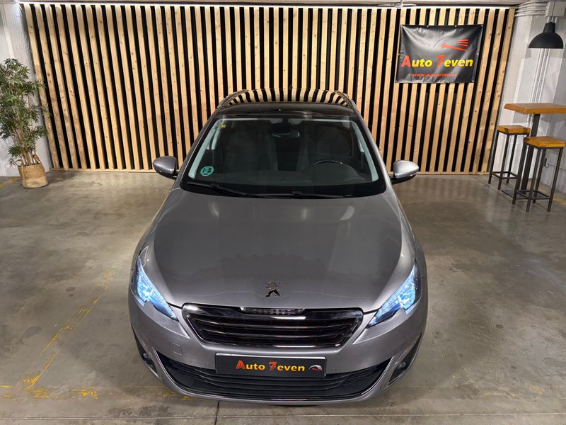Peugeot 308 2016, foto 14