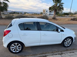 Opel Corsa D año 2012