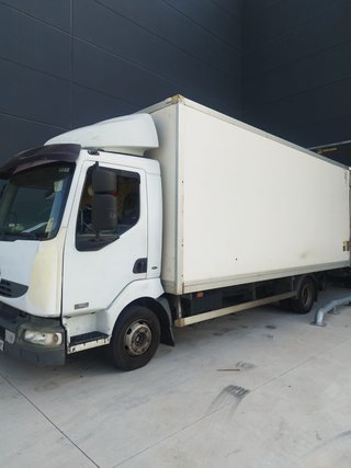 camion Renault Midlun 180